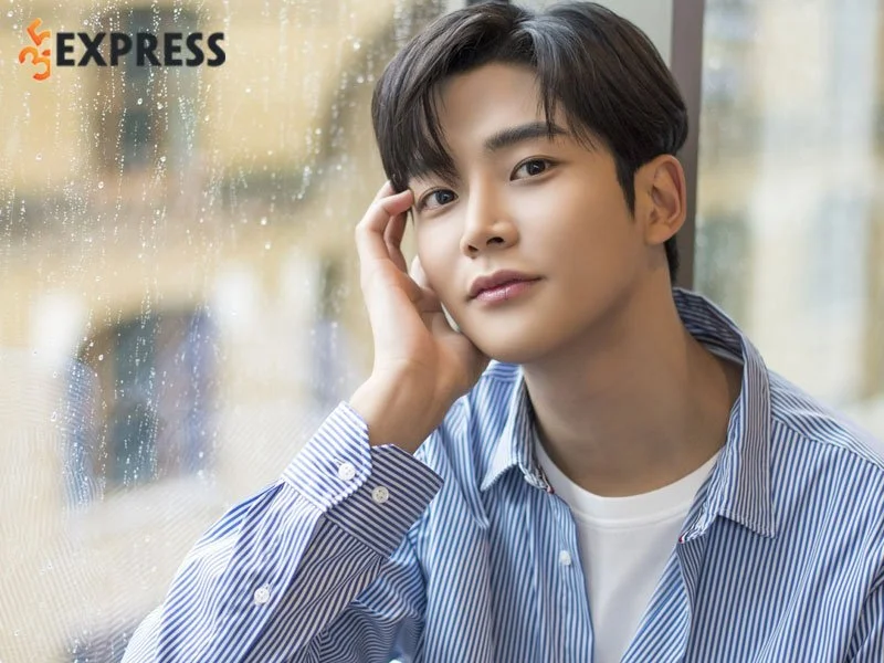 hanh-trinh-su-nghiep-tu-nugu-den-nam-than-man-anh-cua-rowoon-35express