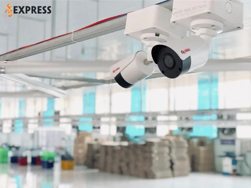 hi-tech-solution-viet-nam-lap-camera-tai-bao-lam-uy-tin-gia-re-35express