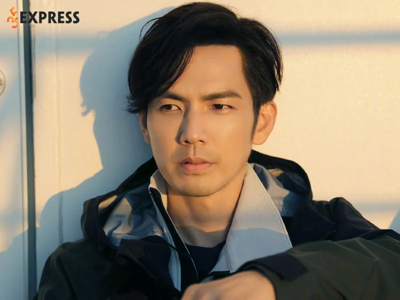 hinh-anh-nam-than-khong-tuoi-chung-han-luong-35express