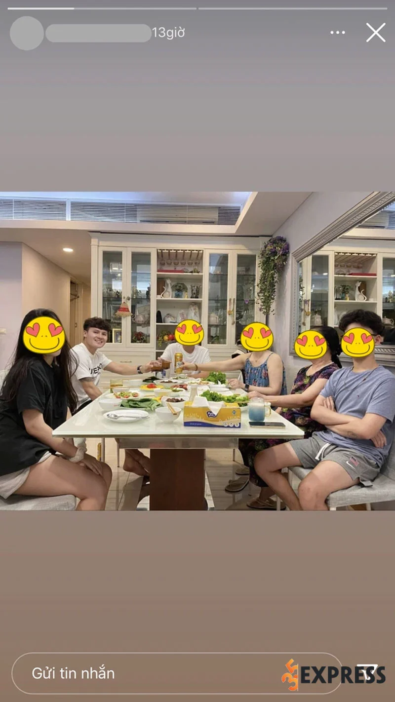 hot-quang-hai-ve-ra-mat-gia-dinh-ban-gai-toi-cong-chuyen-luon-roi-1-35express