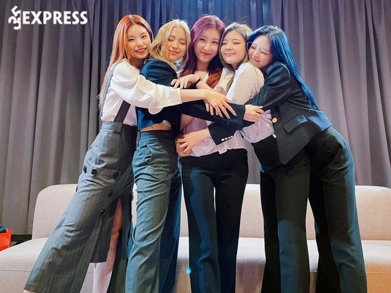 itzy-la-ai-chi-tiet-ve-itzy-2-35express