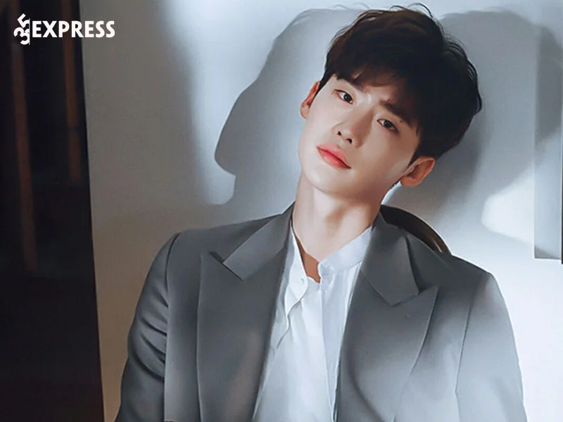 lee-jong-suk-la-ai-1-35express