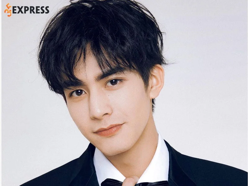 mot-so-hinh-anh-dep-cua-tong-uy-long-1-35express
