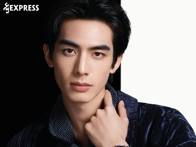 mot-so-hinh-anh-dep-cua-tong-uy-long-2-35express