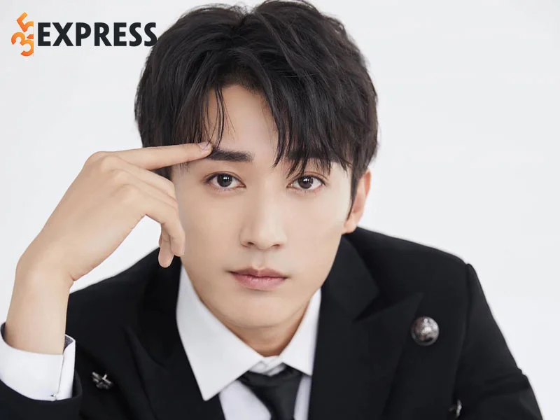 mot-so-hinh-anh-moi-nhat-cua-luu-hoc-nghia-4-35express