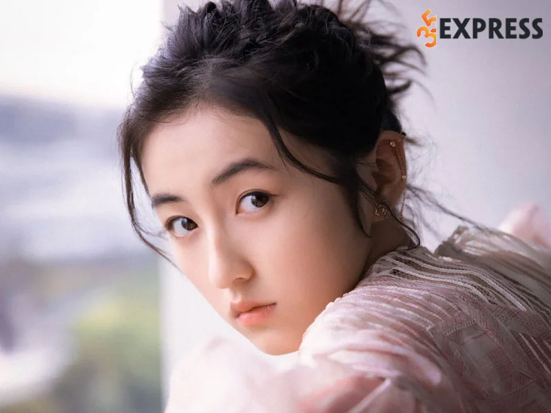 ngam-mot-so-hinh-anh-noi-bat-cua-truong-tu-phong-3-35express