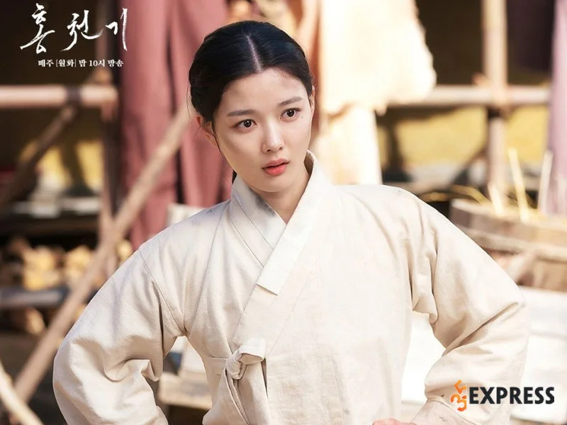 nhung-bo-phim-kim-yoo-jung-tham-gia-35express