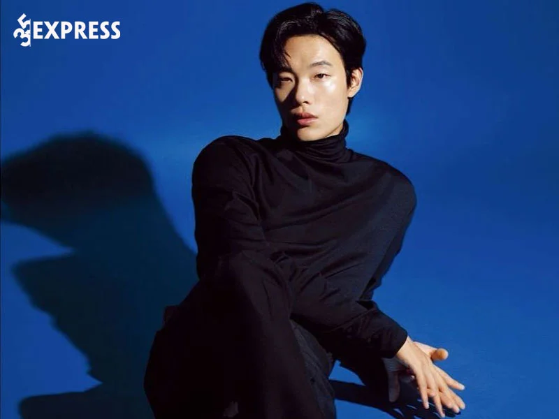 nhung-hinh-anh-dep-cua-mat-cun-ryu-jun-yeol-35express