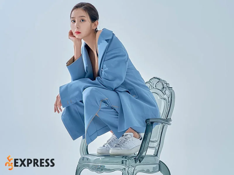 nhung-hinh-anh-moi-nhat-cua-uee-35express