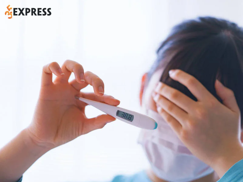 sau-khi-tiem-vac-xin-covid-19-nen-lam-gi-35express