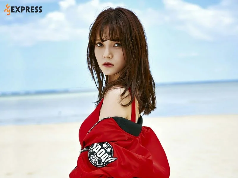 su-nghiep-ca-hat-cua-jimin-aoa-1-35express