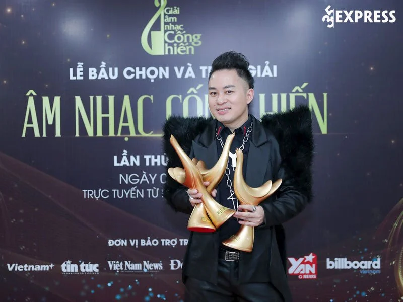 su-nghiep-ca-hat-cua-tung-duong-1-35express
