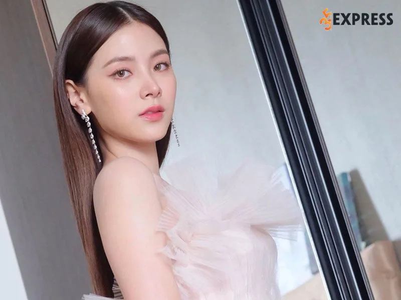 su-nghiep-cua-baifern-pimchanok-35express