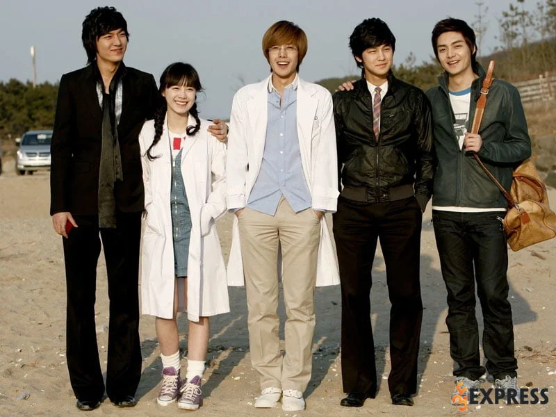 su-nghiep-cua-nam-dien-vien-kim-hyun-joong-1-35express