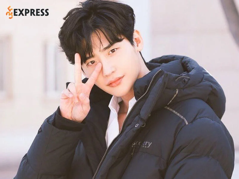 su-nghiep-cua-nam-than-man-anh-lee-jong-suk-1-35express