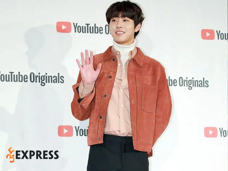 su-nghiep-dien-xuat-cua-ahn-hyo-seop-2-35express
