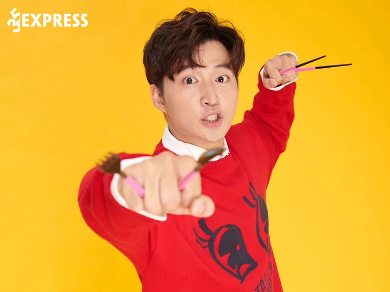 su-nghiep-thanh-cong-cua-youtuber-noi-tieng-woossi-1-35express