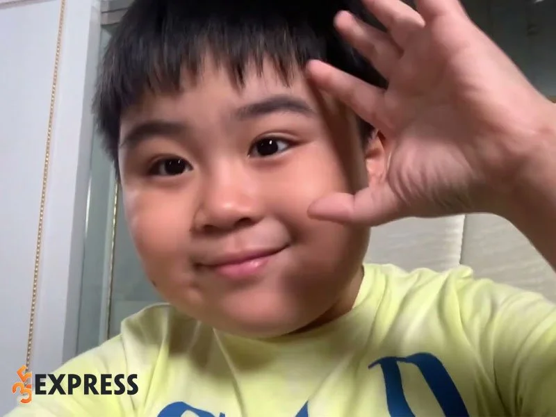 thieu-gia-dai-nam-thua-ke-khu-du-lich-6000-ty-lap-tiktok-de-tri-dua-noi-xau-ban-minh-1-35express