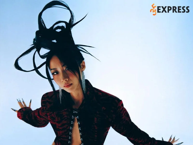 tieu-su-cua-rapper-suboi-35express
