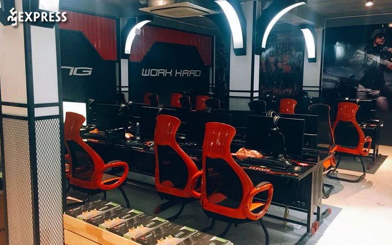 titan-e-sports-center-35express