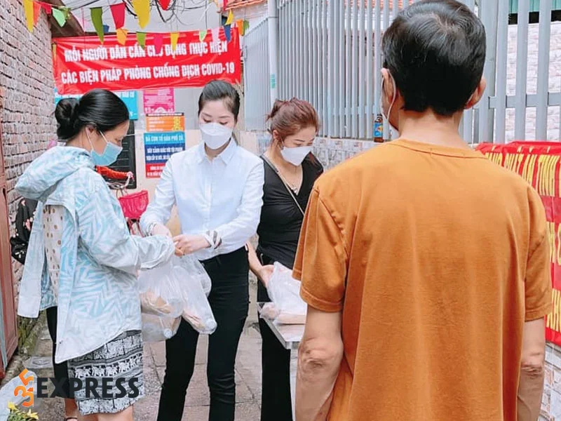 to-diep-ha-tich-cuc-tham-gia-thien-nguyen-35express