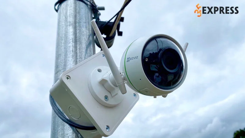 top-10-don-vi-lap-camera-tai-di-linh-uy-tin-gia-re-35express