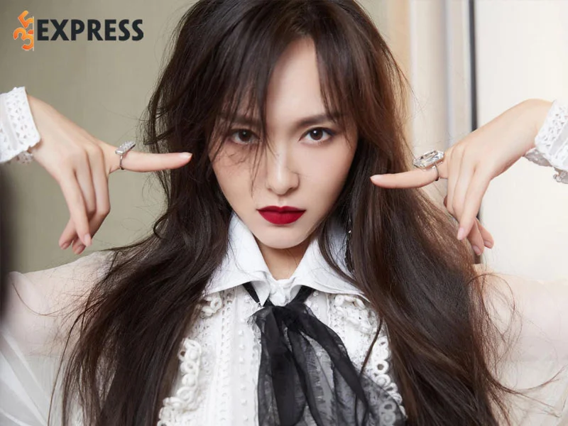 con-duong-su-nghiep-cua-duong-yen-35express