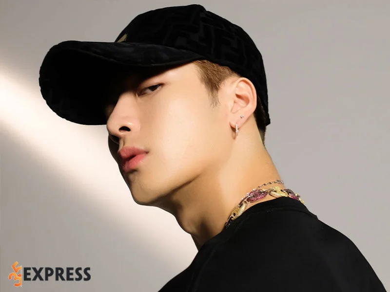 con-duong-su-nghiep-cua-jackson-wang-2-35express