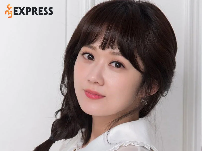 con-duong-su-nghiep-cua-jang-nara-1-35express