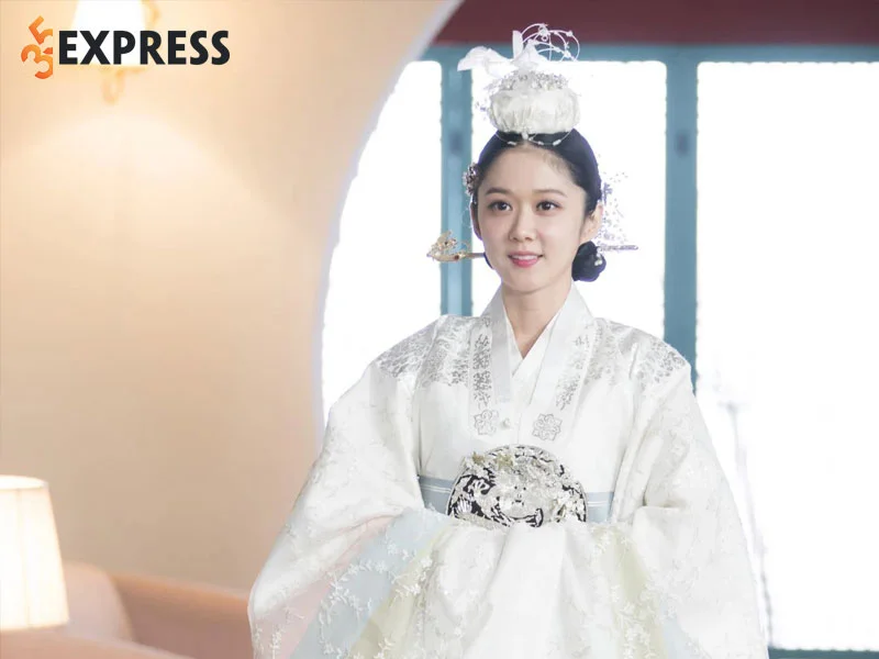 con-duong-su-nghiep-cua-jang-nara-3-35express