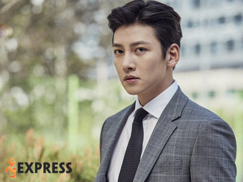 con-duong-su-nghiep-cua-ji-chang-wook-35express