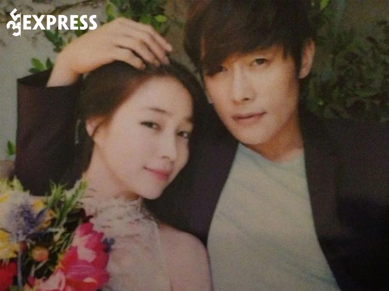 doi-song-ca-nhan-cua-lee-min-jung-hon-nhan-cung-voi-tai-tu-dao-hoa-lee-byung-hun-4-35express