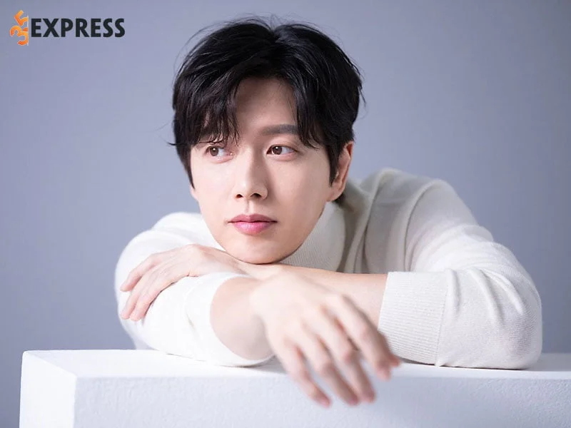 hinh-anh-dien-trai-cua-park-hae-jin-5-35express