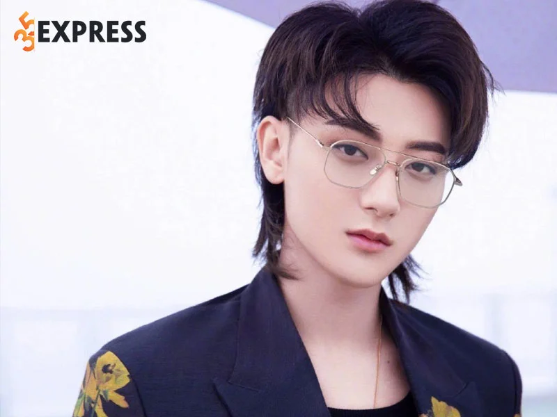 hoang-tu-thao-nhung-tai-tieng-tu-cai-mieng-hai-cai-than-35express