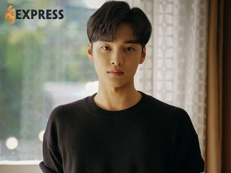 kim-min-jae-la-ai-1-35express