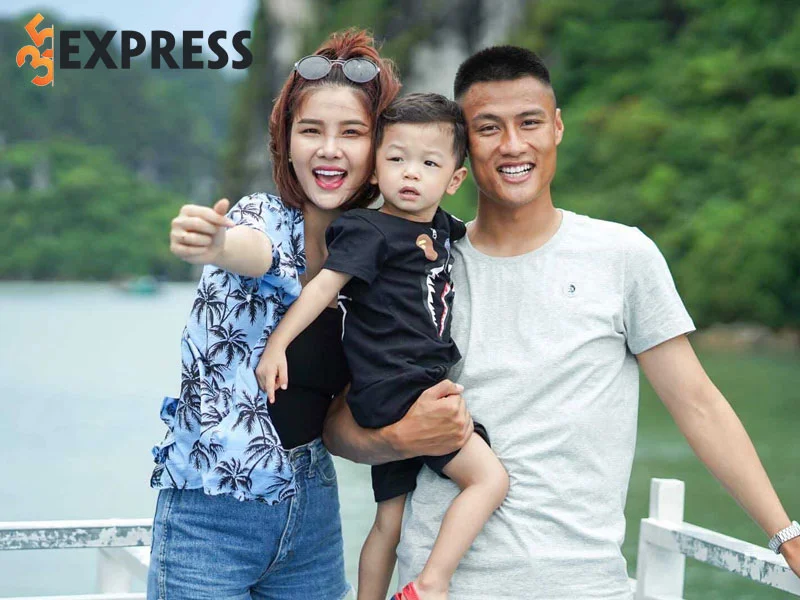 moi-quan-he-giua-mac-hong-quan-va-ly-kute-1-35express