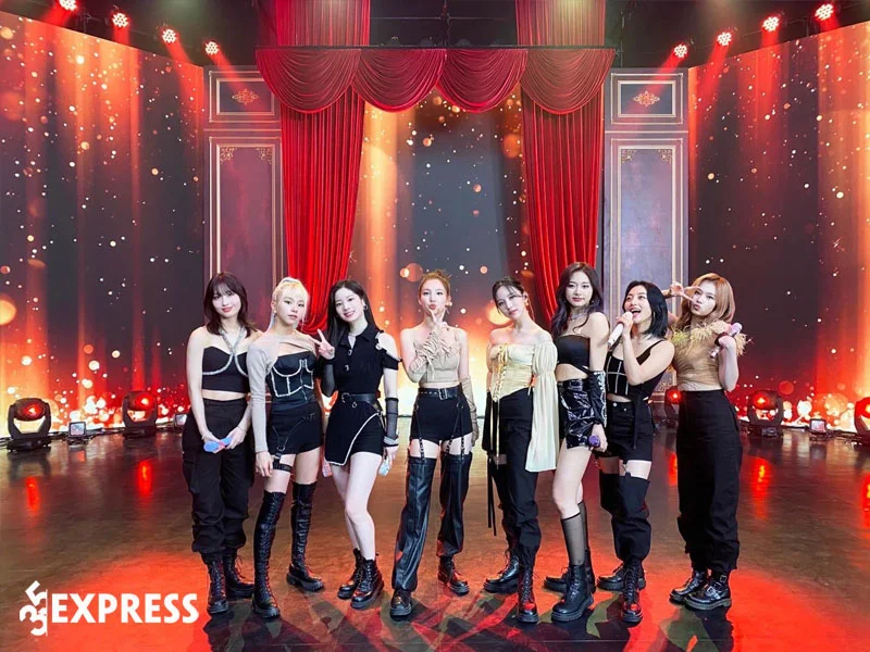 mot-so-thanh-tich-noi-bat-cua-nhom-nhac-twice-35express