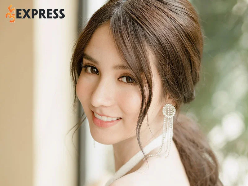 nhan-sac-diem-le-cua-yoshi-rinrada-5-35express