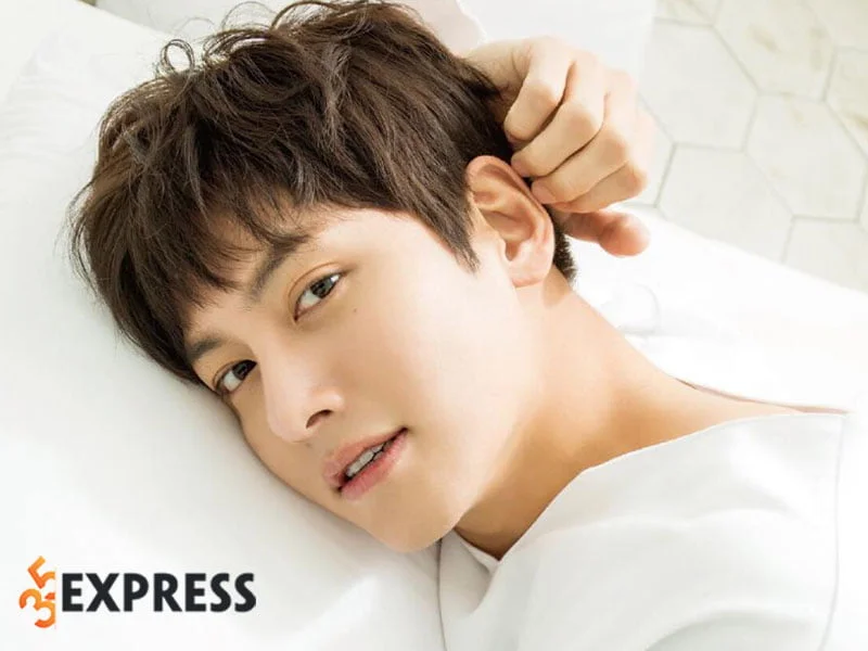 nhan-sac-hoan-hao-cua-ji-chang-wook-3-35express