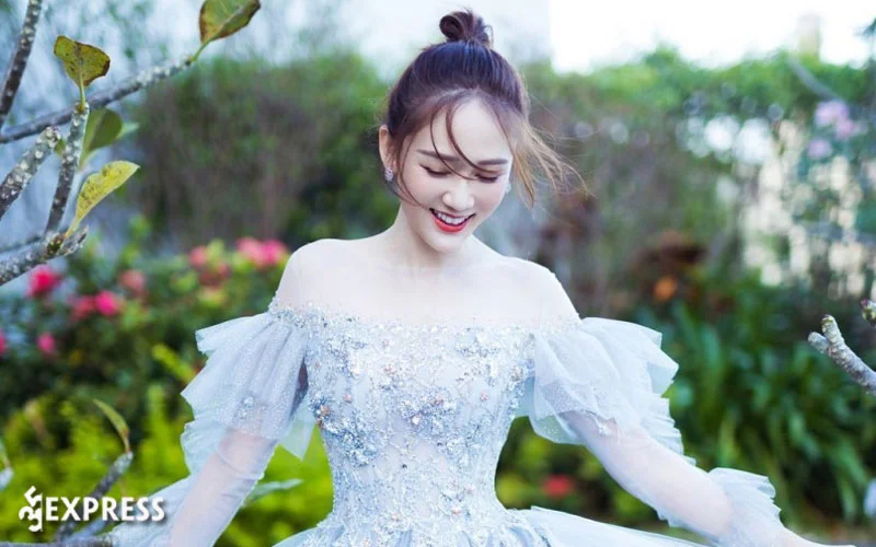 nhan-sac-noi-bat-cua-tran-kieu-an-35express-2
