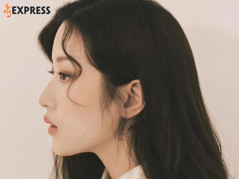 nhan-sac-quyen-ru-cua-moon-ga-young-2-35express