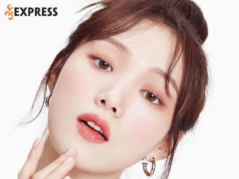 nhung-hinh-anh-dep-cua-lee-sung-kyung-4-35express
