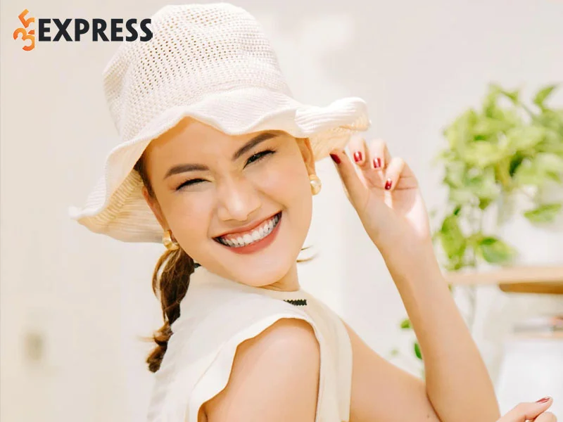 nhung-hinh-anh-dep-cua-sieu-mau-huong-ly-5-35express