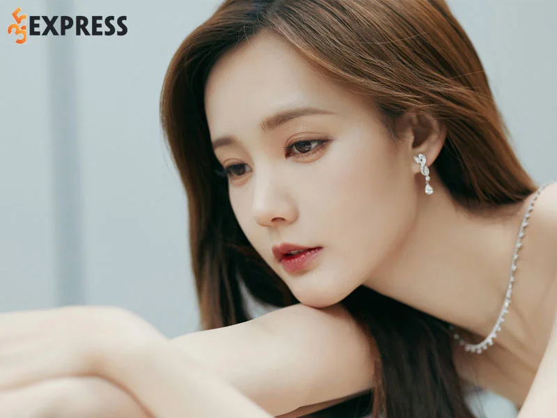 nhung-hinh-anh-moi-nhat-cua-ly-nhat-dong-1-35express