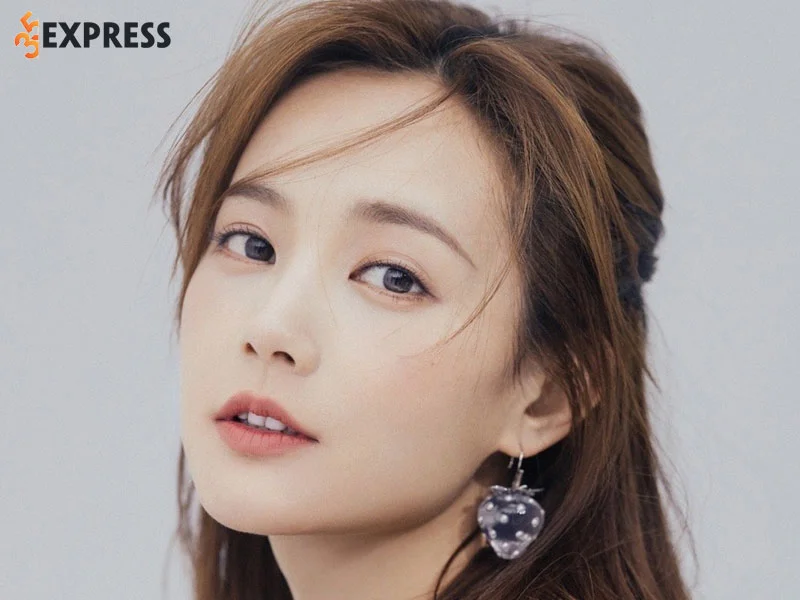 nhung-hinh-anh-moi-nhat-cua-ly-nhat-dong-4-35express
