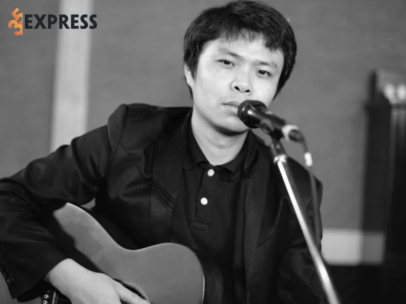 nhung-hoat-dong-am-nhac-cua-viet-johan-35express