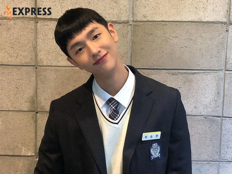 profile-cua-nam-dien-vien-hot-nhat-squid-game-lee-jung-jun-35express