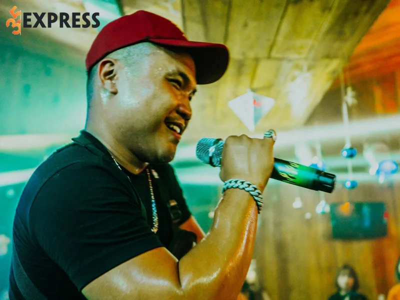 qua-trinh-su-nghiep-cua-nam-rapper-blacka-2-35express