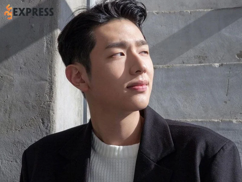 san-pham-dien-anh-cua-lee-jung-jun-35express