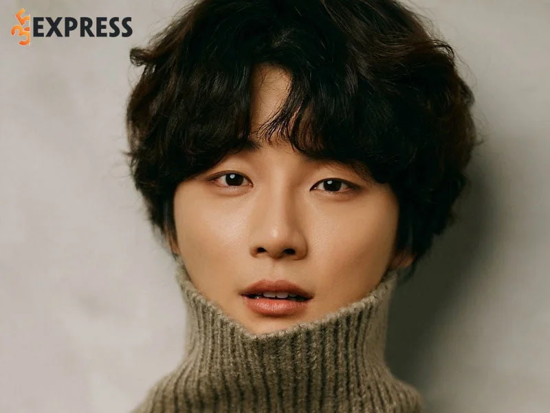 su-nghiep-cua-dien-vien-da-tai-yoon-shi-yoon-2-35express